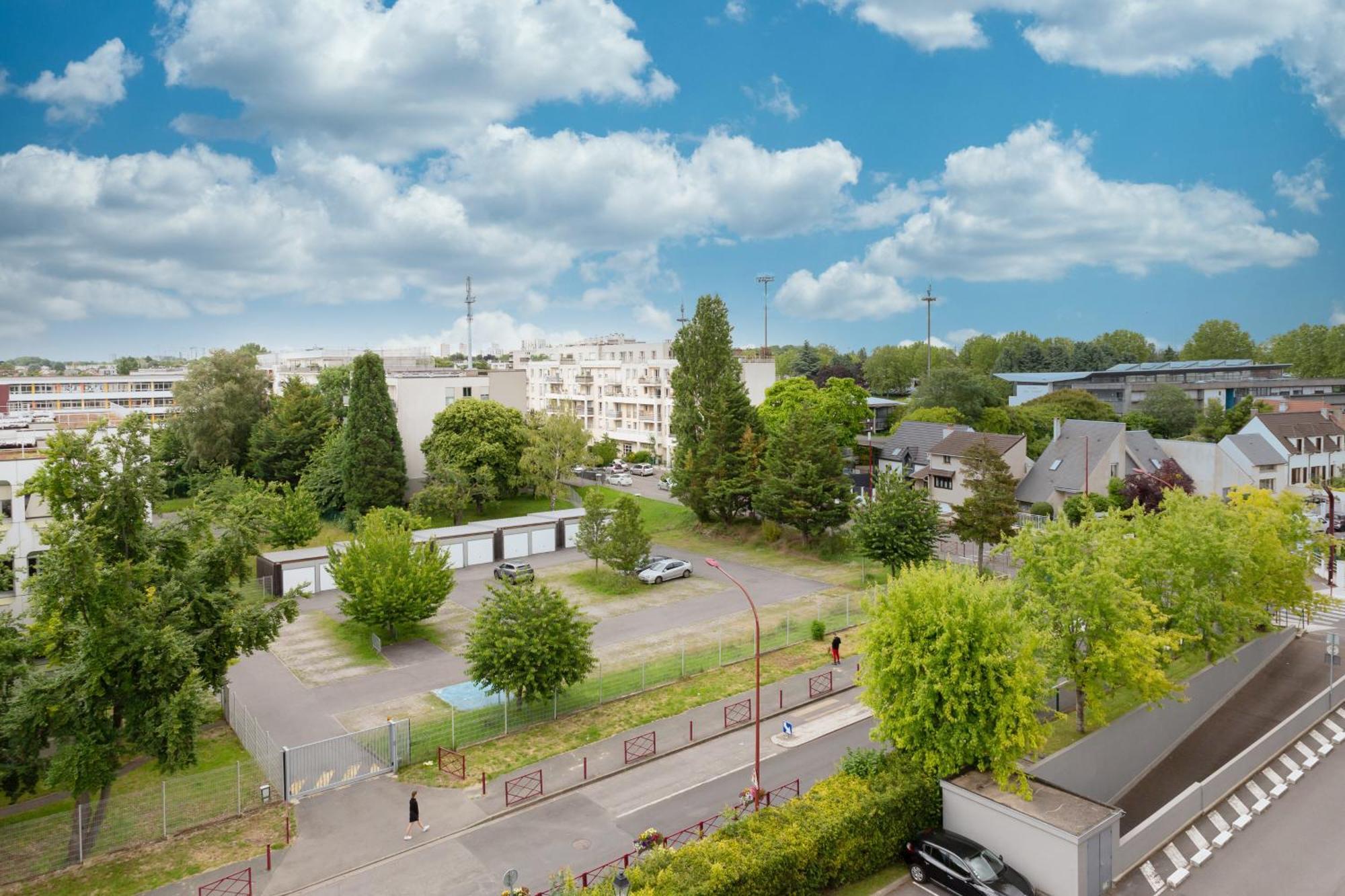 フレンヌLe Calme Proche De Paris Rungis Thiais Sceaux Massy Et Orlyアパートメント エクステリア 写真